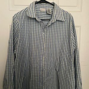 Woman’s White Stag blouse